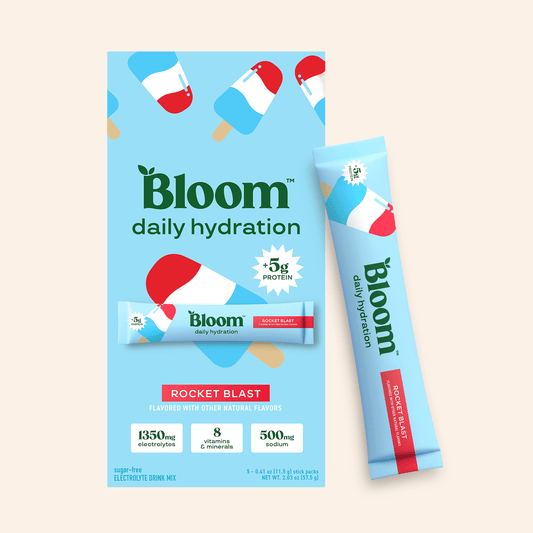 daily-hydration-sticks-d2 dailyhydration_RB_01_c604357d-be9c-44ab-8488-b4511e618f3b.png